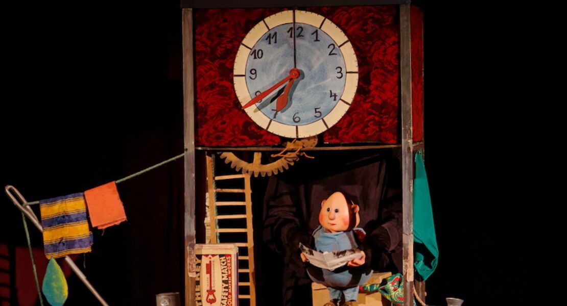 die-geschichte-von-der-kaputten-uhr-ab-4-12-moussong-theater-mit-figuren