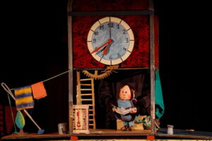 Die Geschichte von der kaputten Uhr (ab 4 1/2) - Moussong Theater mit Figuren