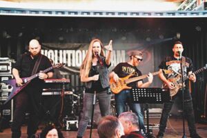 Sommer Special mit Revolution of a dream