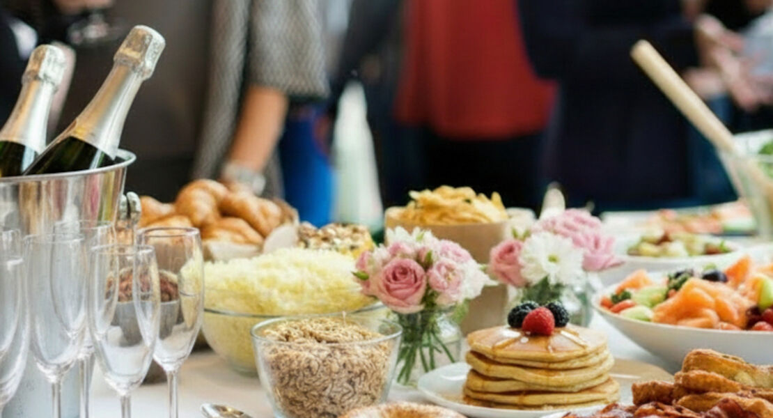 ladies-first-brunch-bubbles