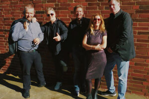 Barnes Light - Acoustic Music Berlin - live - partytauglich!