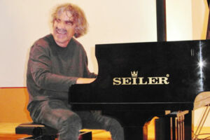 Klassiker des Blues & Boogie Woogie und eigene Kompositionen