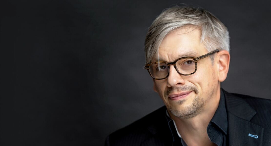 mathias-tretter-nachgetrettert-der-satirische-jahresruckblick