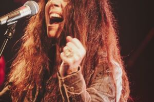 Sari Schorr - Running Wild European Tour