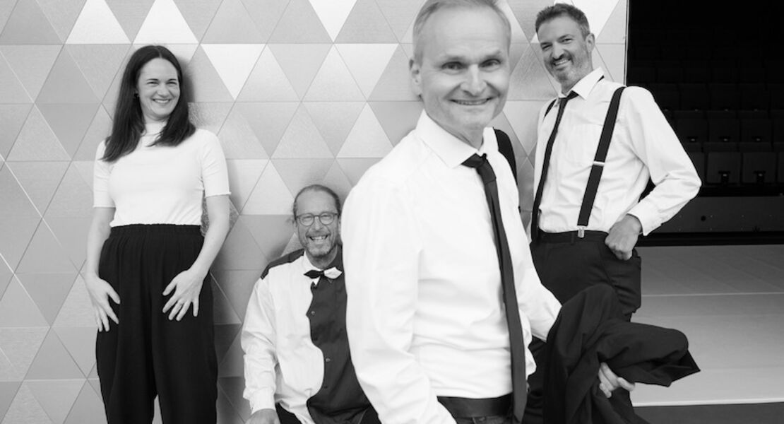 die-zebras-was-lauft-wir-spielen-was-euch-bewegt-improtheater