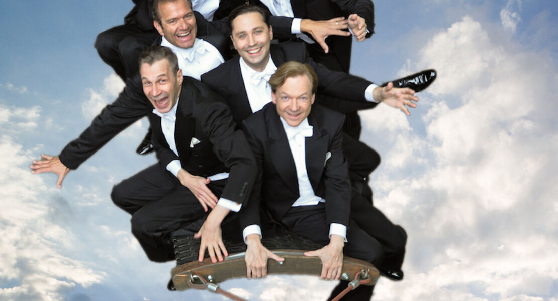 berlin-comedian-harmonists-uber-den-wolken