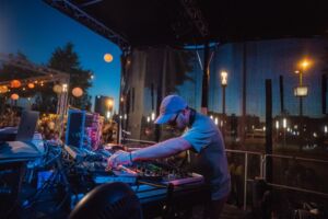Maier-Hauff // DeRungs - electronic focus