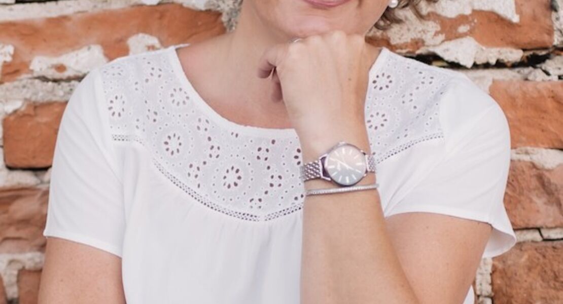 doris-r-thomas-herzklopfen-im-eiscafe-am-meer