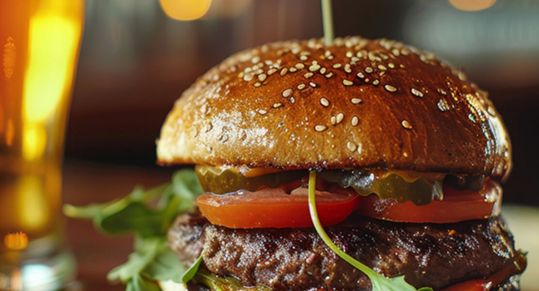 boat-burger-partyfahrt-mit-foodtruck-tageskreuzfahrten-2026-party