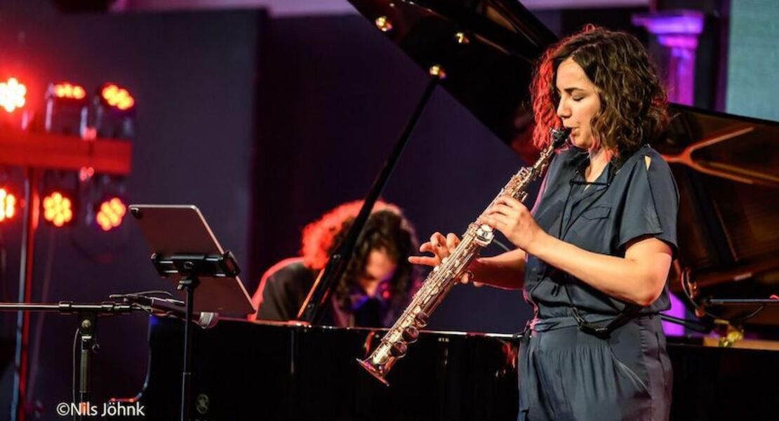 asya-fateyeva-around-bach