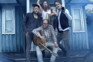 Gankino Circus - Bei den Finnen