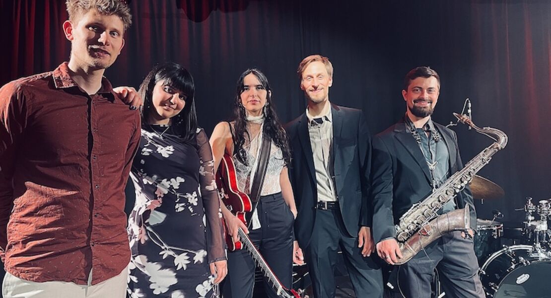 natalia-rose-the-cosmopolitans