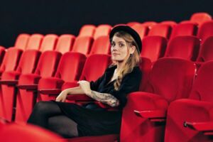 Laura Braun - Vom Weg ab