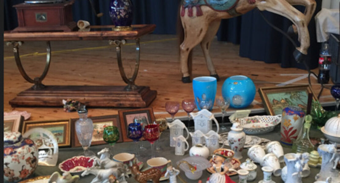antikmarkt-umfassendes-angebot-an-exklusiven-waren