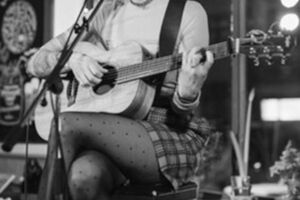 KulturBad Meinberg Musik mit Lisa Akuah