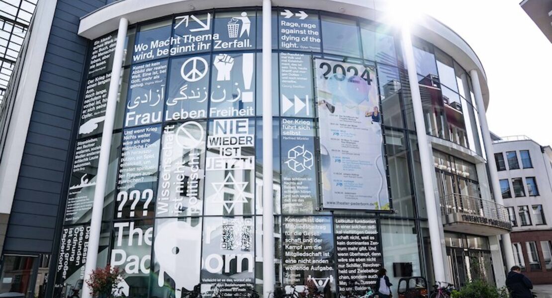 volkstheater-der-rechte-angriff-auf-die-kunstfreiheit