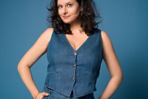 Angela Ascher - Niemals satt und voller Leben