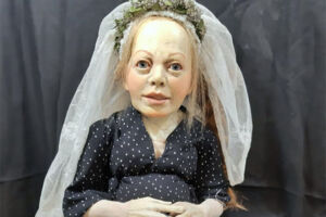 WENN ALLES AUSEINANDER FÄLLT // Figurentheater für Menschen ab 13 Jahren