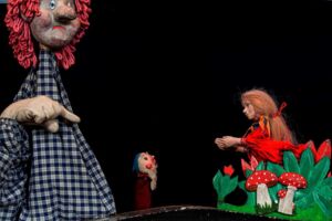 Die Hexe Zitterknittel - Figurentheater