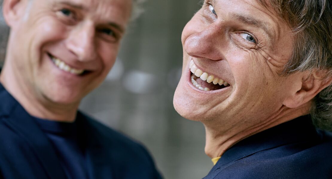 junge-junge-hut-ab