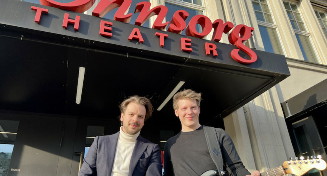 das-hamburger-rudelsingen-im-ohnsorg-theater-sommer-extra-2026