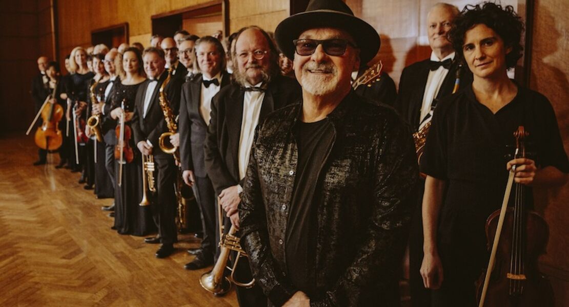 the-swinging-christmas-show-paul-carrack-swr-big-band