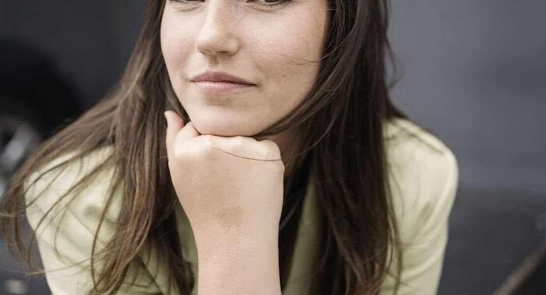 carla-hinrichs-lesung-aus-meine-verletzte-generation