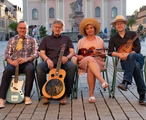 die-nachbarn-im-folkclub-prisma-ev-pforzheim-bluegrass-oldtime