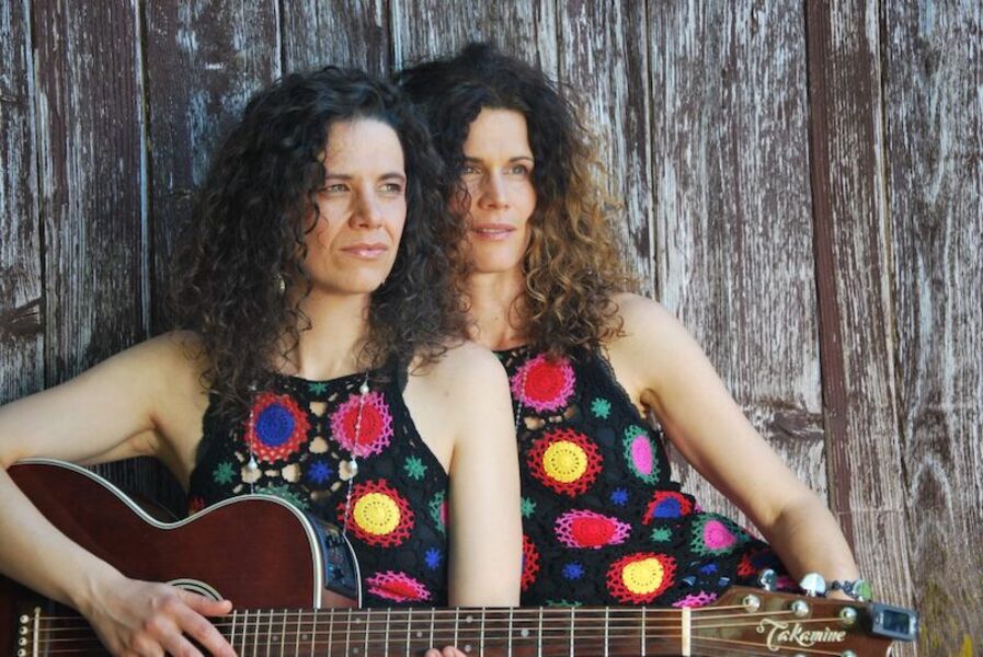 vivid-curls-sound-of-silence