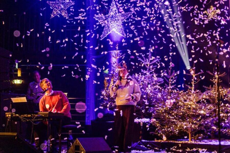 rietberger-adventssingen-das-grosse-zusammen-weihnachtslieder-singen