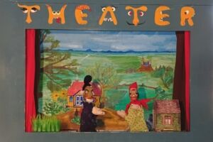 Bruckis Puppentheater - Zauberer Zakolatis und die Gefahr aus dem Ei