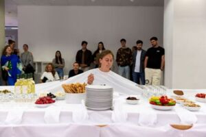 SEEQUENZ-Festival: Performance Abendessen