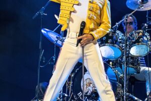 A Night of Queen - Best of Queen-perf. by The Bohemians