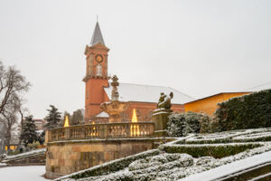 Winterzauber: Stadtgeschichten, Glühwein & süße Genüsse.