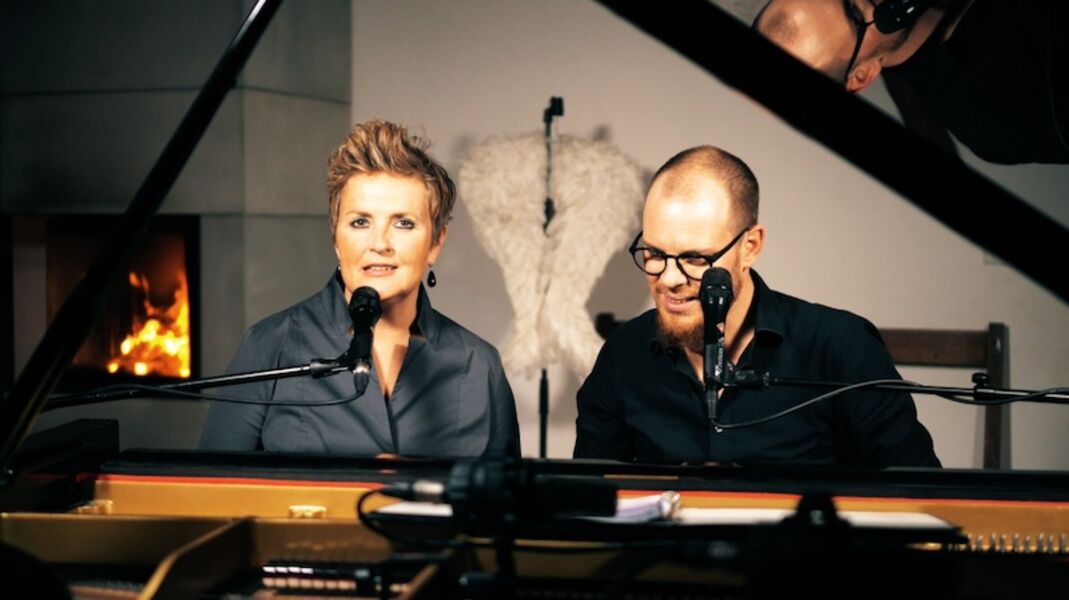 weltjahresbestzeit-geschichten-und-musik-von-und-mit-dem-duo-2flugel