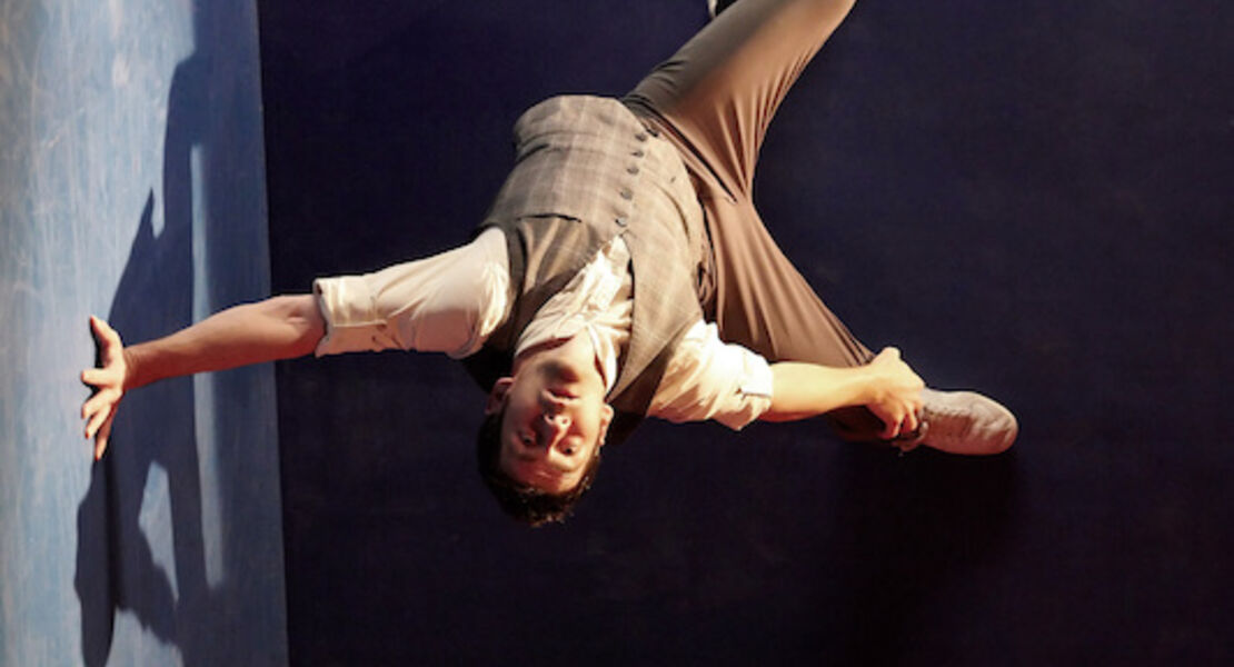 leo-eine-show-jenseits-der-schwerkraft