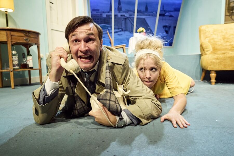 barfuss-im-park-komodie-aus-dem-ohnsorg-theater
