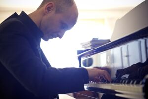 7. Matinée / Honegger / Liszt / Schumann // Venzago - Goerner