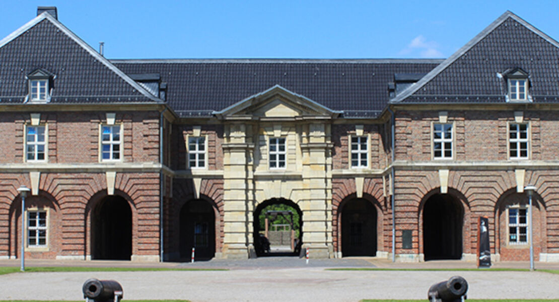 rhein-kultour-wesel-ahoi-hinfahrt-per-bus-ruckfahrt-per-schiff-tageskreuzfahrten-2026-entdecken