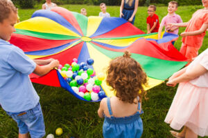 Kinderfest mit Trödelmarkt von Kindern für Kinder
