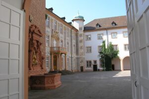 Heilige und Unheilige