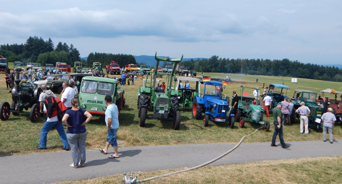 25-dobler-traktor-unimog-und-motorrad-treffen