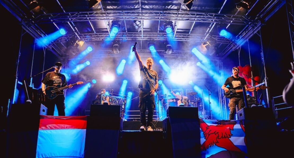 sky-full-of-stars-an-evening-of-coldplay-music