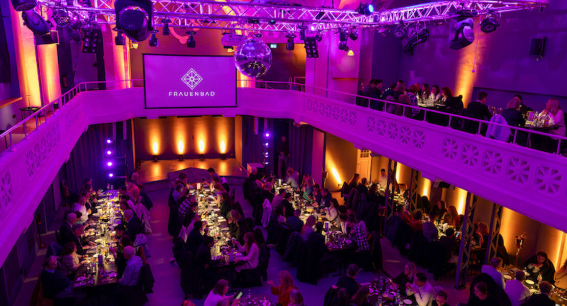 comedy-dinner-heidelberg-kein-krimi-nur-jokes
