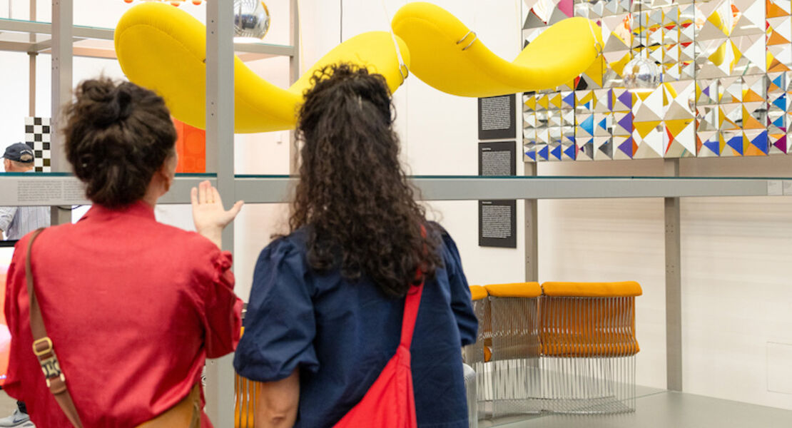 exhibition-tour-en-verner-panton-form-colour-space