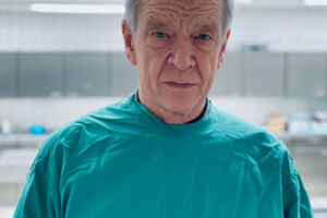 Prof. Dr. Klaus Püschel - Rechtsmedizin hautnah - True-Crime-Talk mit Prof. Dr. Klaus Püschel und Dr. Tino Grosche