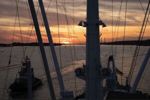 Mittsommernachtsfahrt HAMBURG - HAMBURG