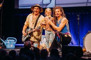 Rodscha und Tom - HAPPY JUNGLE SHOW Die kunterbunte Urwaldshow