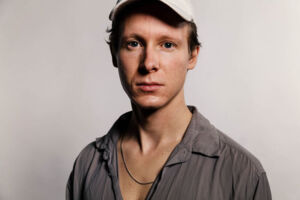 cicuits - put together by Paul Janoschka // feat: Neza, Mario Angelov, Zoltán Fekete