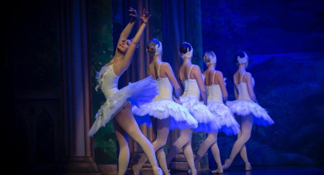schwanensee-ballett-zur-musik-von-pjotr-iljitsch-tschaikowski